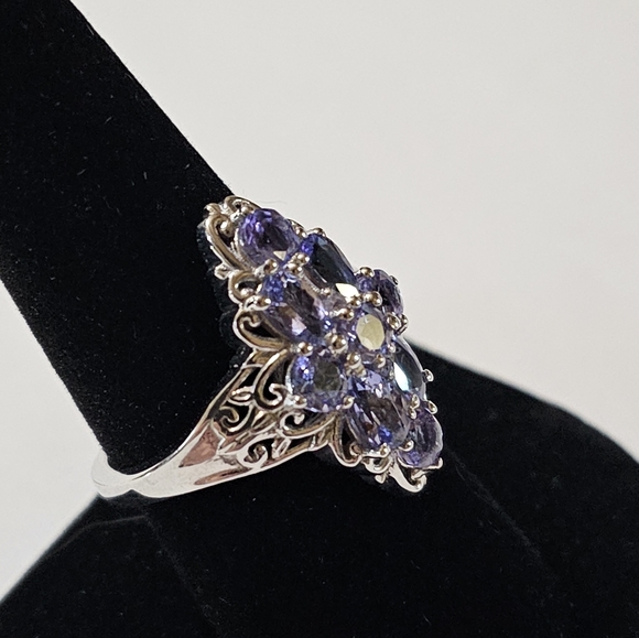 Genuine Tanzanite Ring set in Platinum over 925 Size 9! - Picture 11 of 15